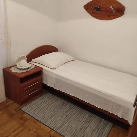 Tenara Apartment *